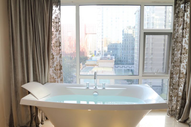 Standard Bathtub